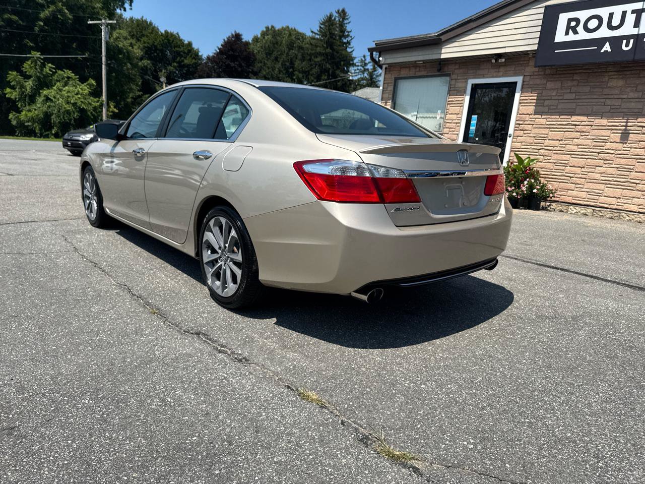 Used 2014 Honda Accord Sport image 13
