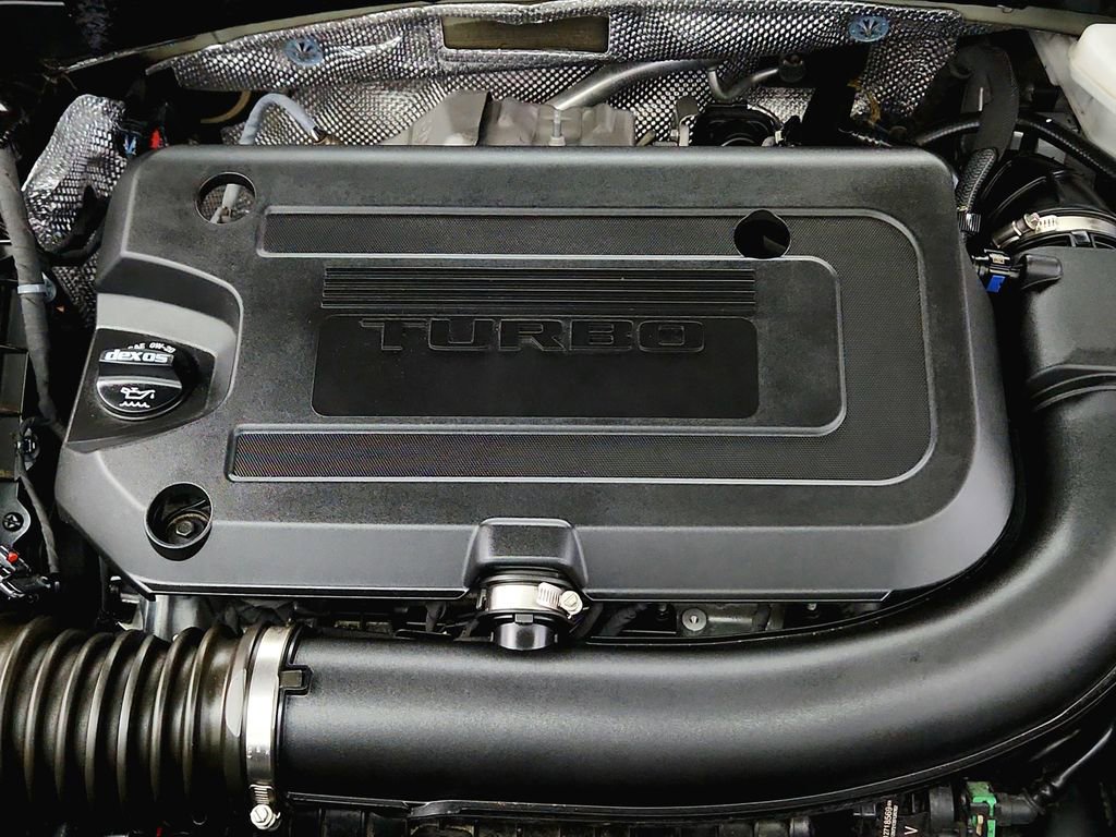 Used 2022 Buick Envision Essence w/ Technology Package I image 43