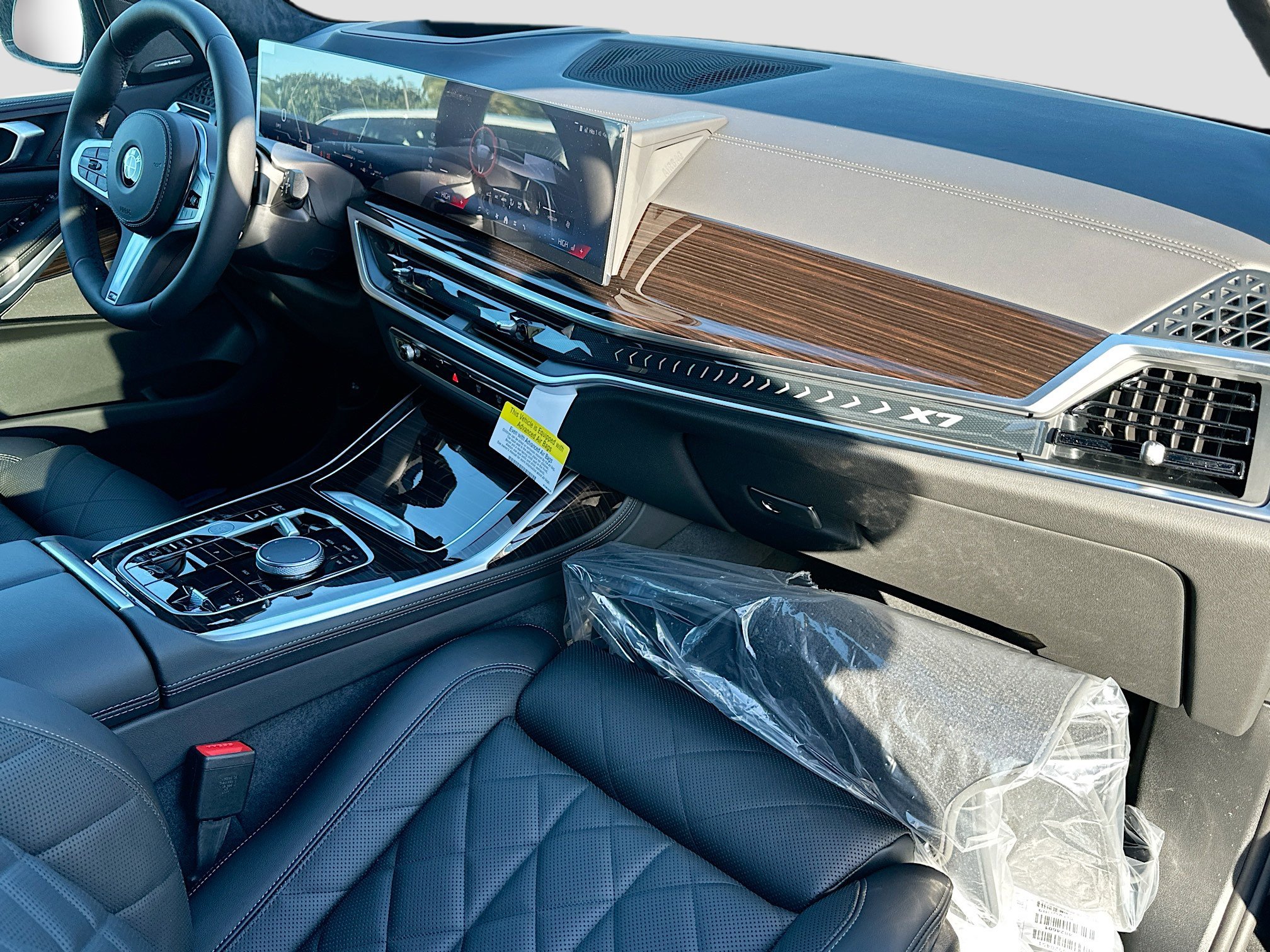New 2026 BMW X7 xDrive40i w/ M Sport Package image 24