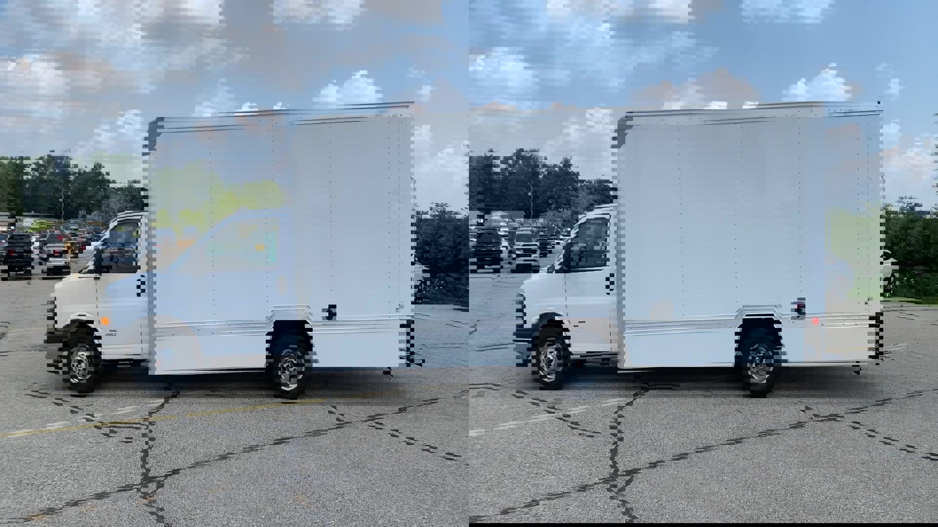 New 2024 GMC Savana 4500 w/ Power Convenience Package image 5