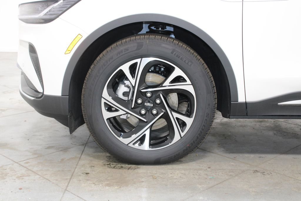 New 2026 Lincoln Nautilus Premier image 17