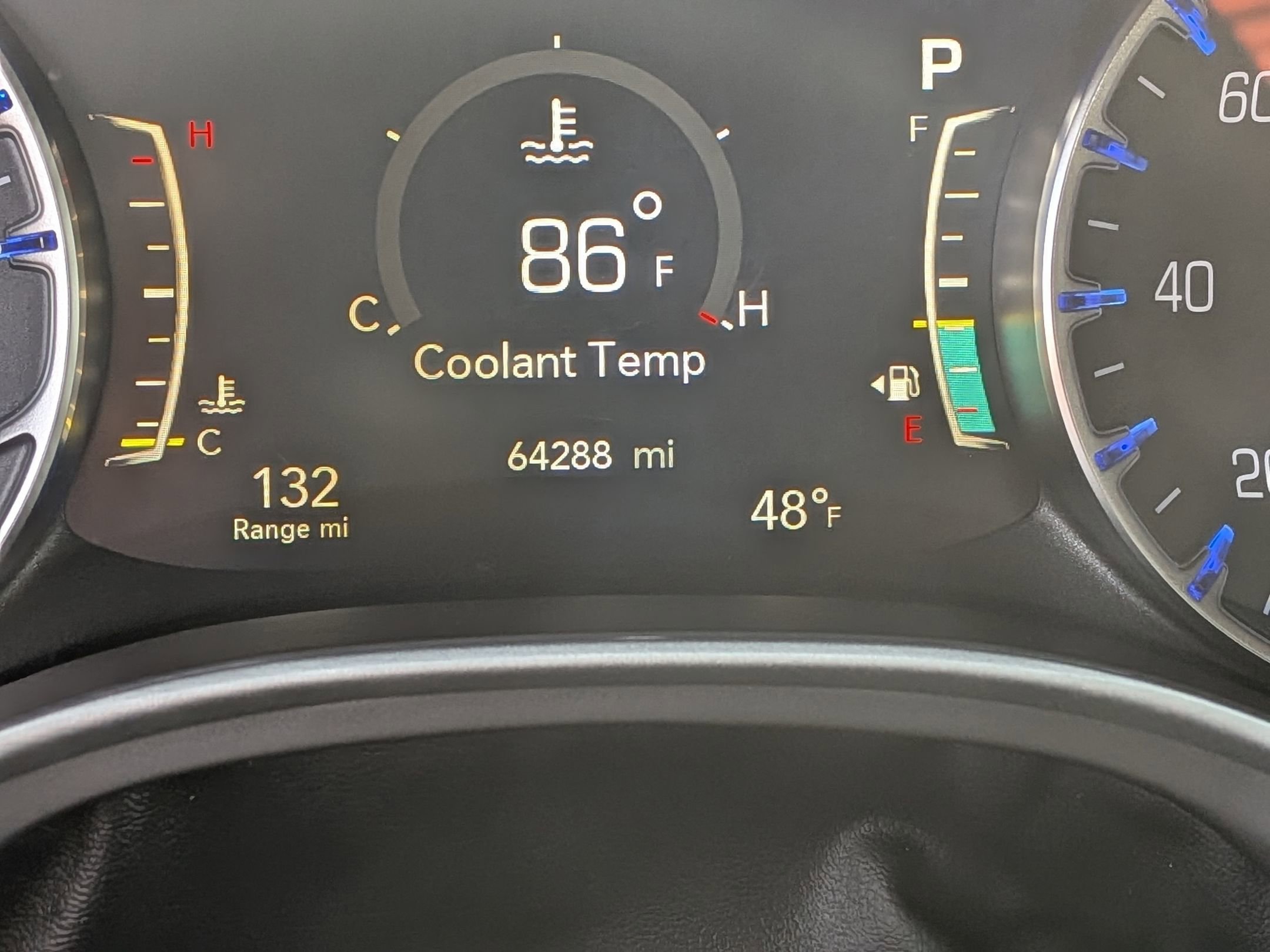 Used 2025 Chrysler Pacifica Select image 25