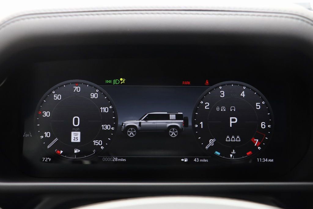 Used 2024 Land Rover Defender 110 SE image 9