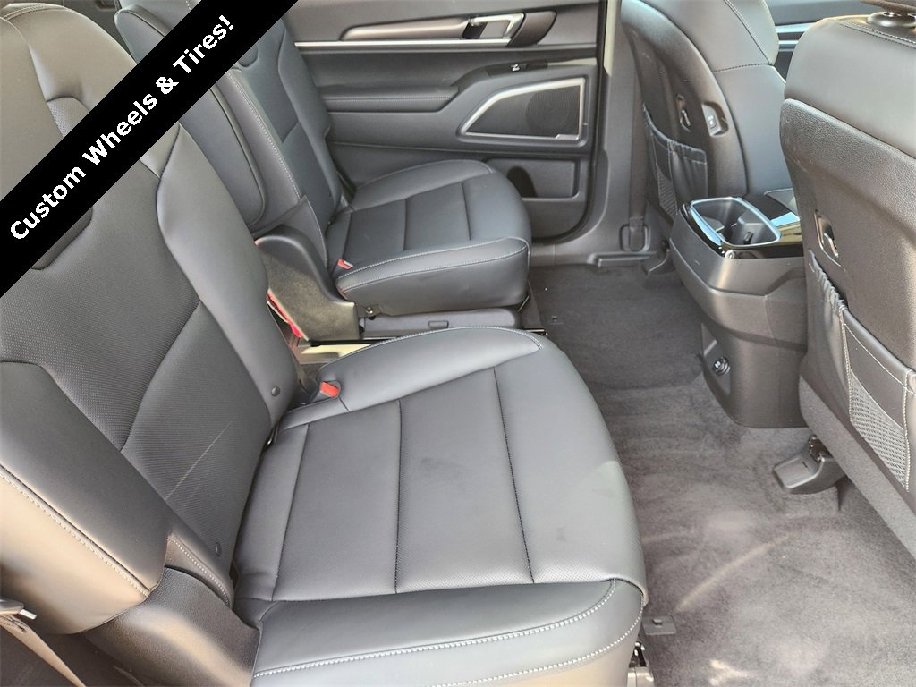 New 2025 Kia Telluride S image 21
