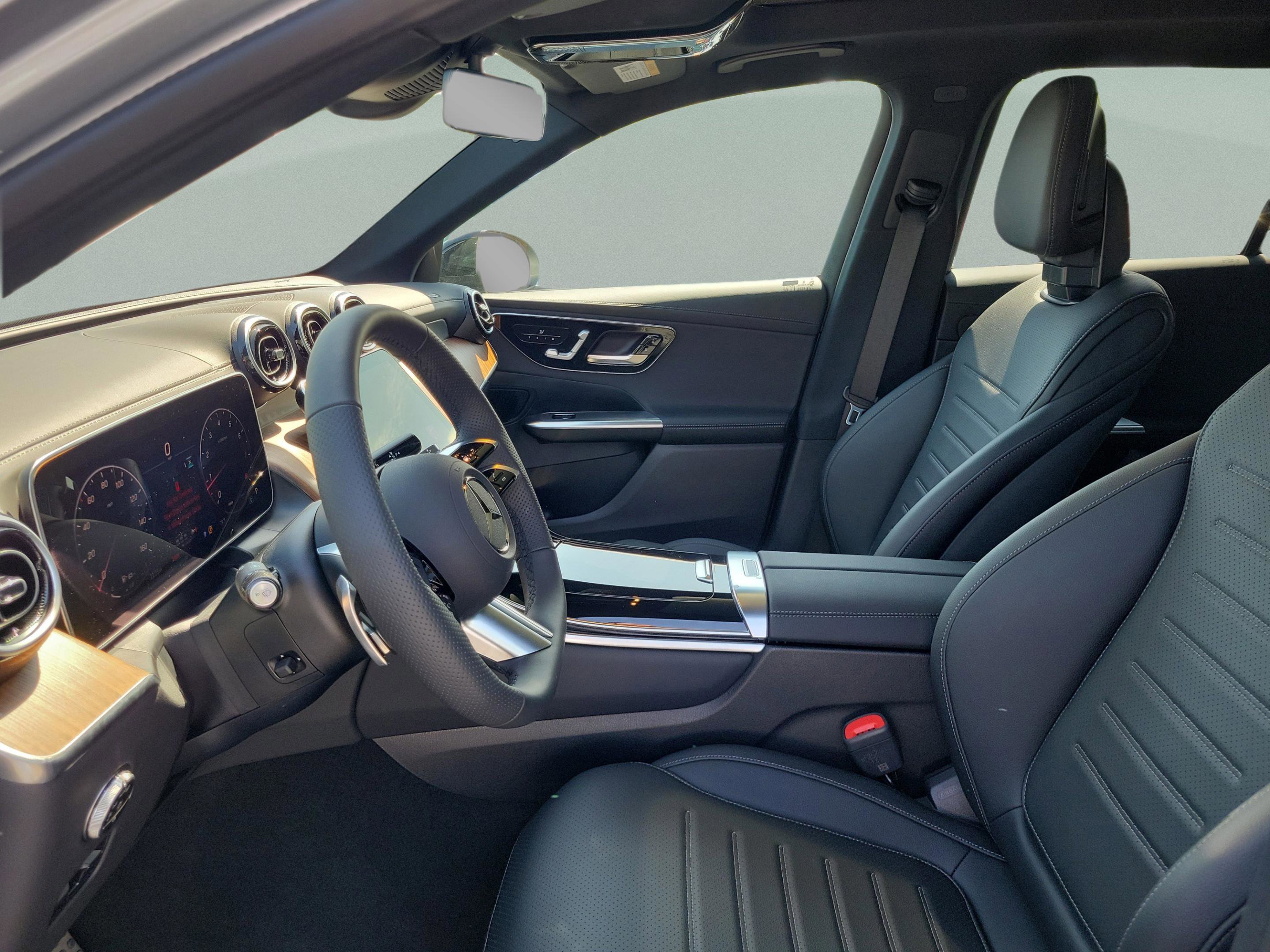 Certified 2026 Mercedes-Benz GLC 300 4MATIC image 14