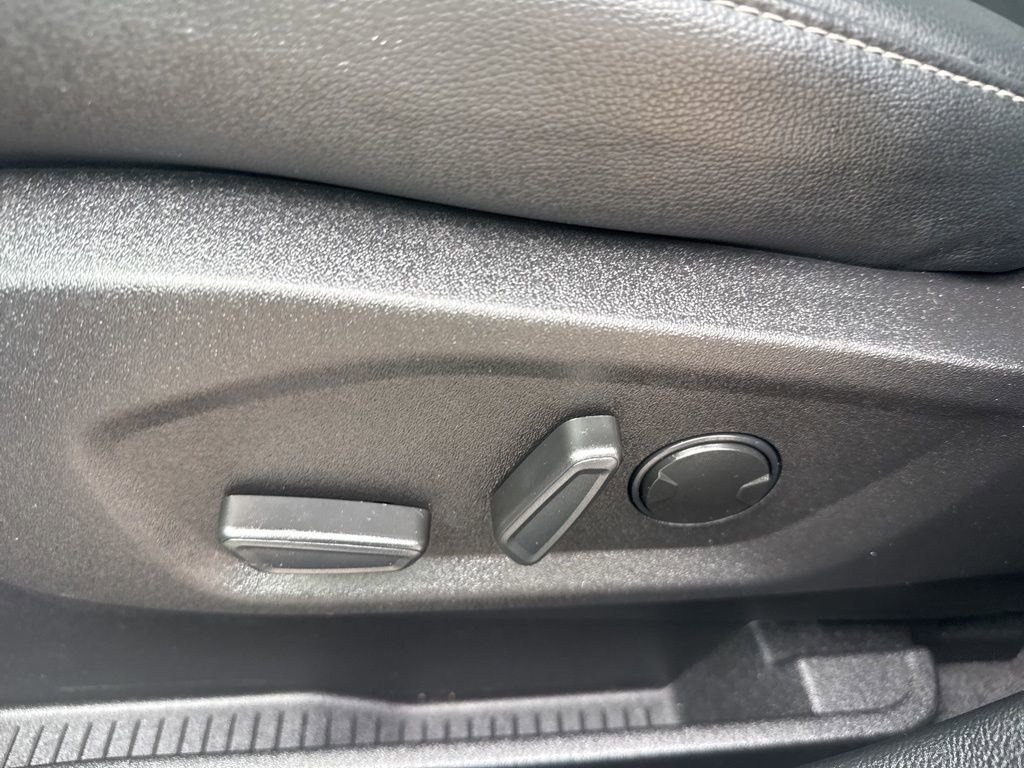 Used 2022 Ford Edge SEL w/ Convenience Package image 8