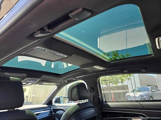 New 2025 Audi A8 L 3.0T image 22
