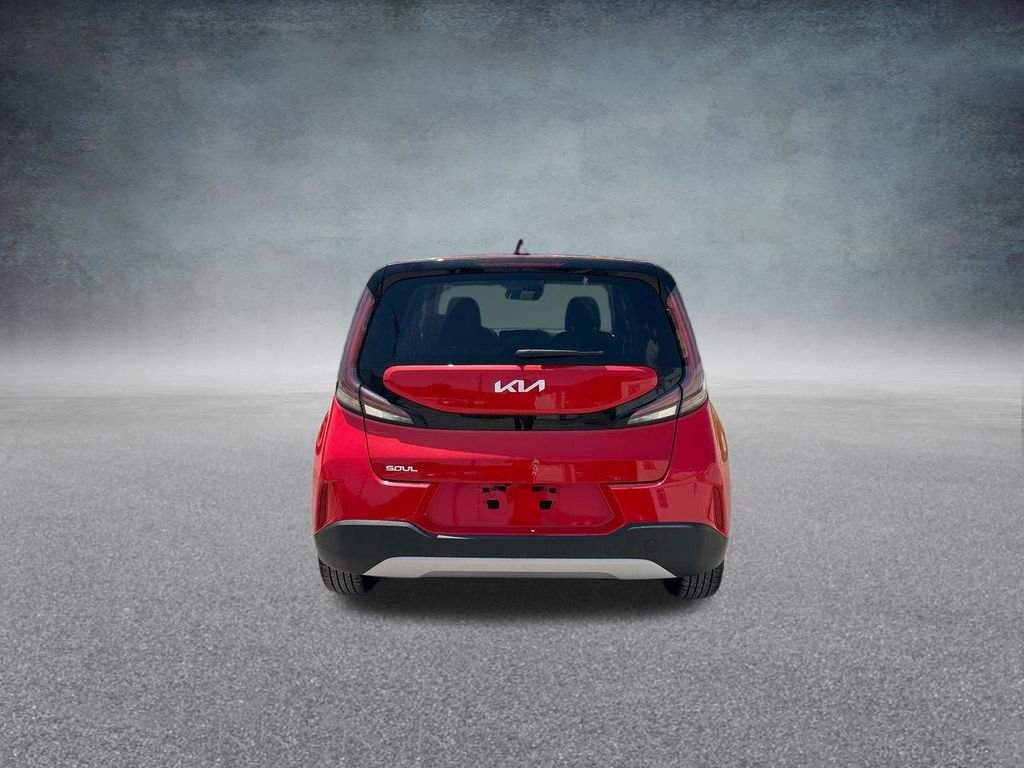 Used 2023 Kia Soul LX w/ LX Technology Package image 30