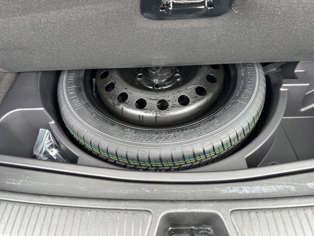 Used 2025 Buick Envision Preferred image 52