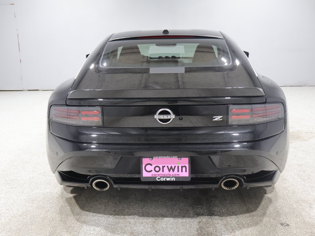 Used 2024 Nissan Z Performance w/ Floor Mat Package RWD image 3