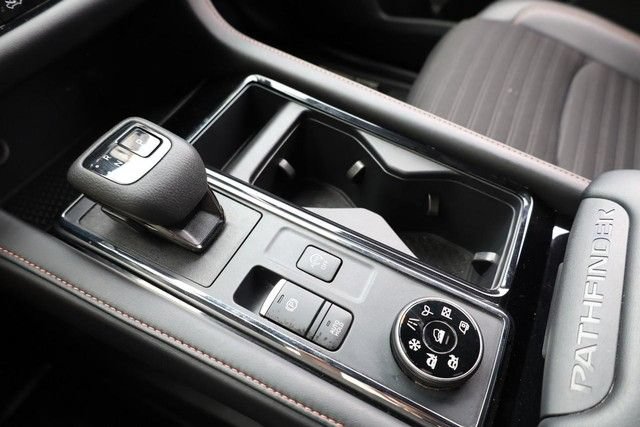 Certified 2025 Nissan Pathfinder Rock Creek AWD/4WD image 17