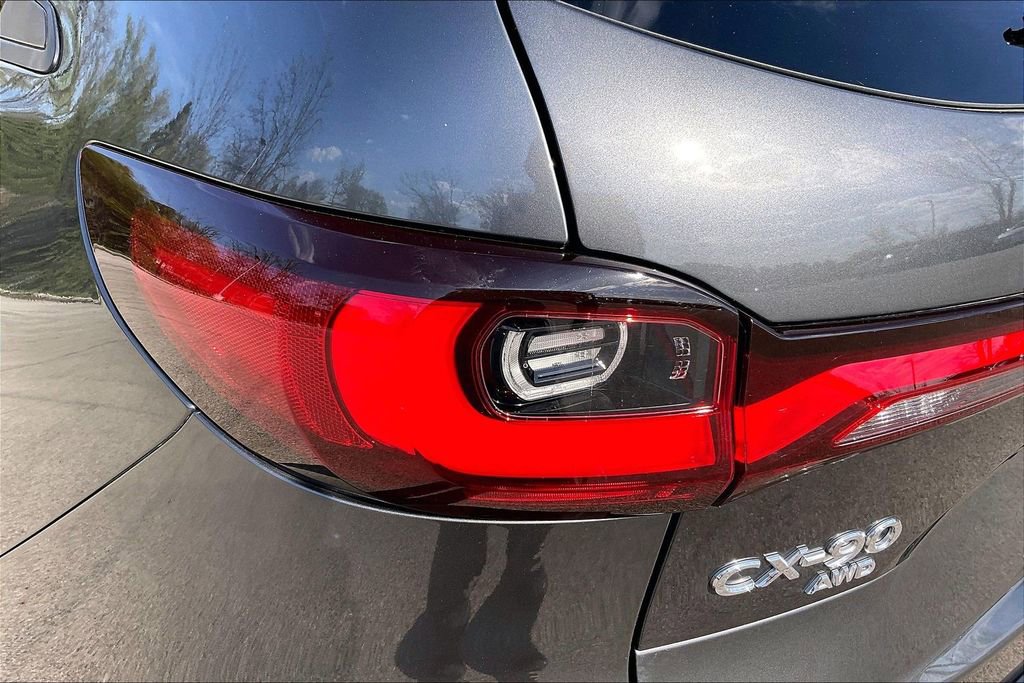 Certified 2024 MAZDA CX-90 Plug-In Hybrid w/ Preferred AWD/4WD image 30