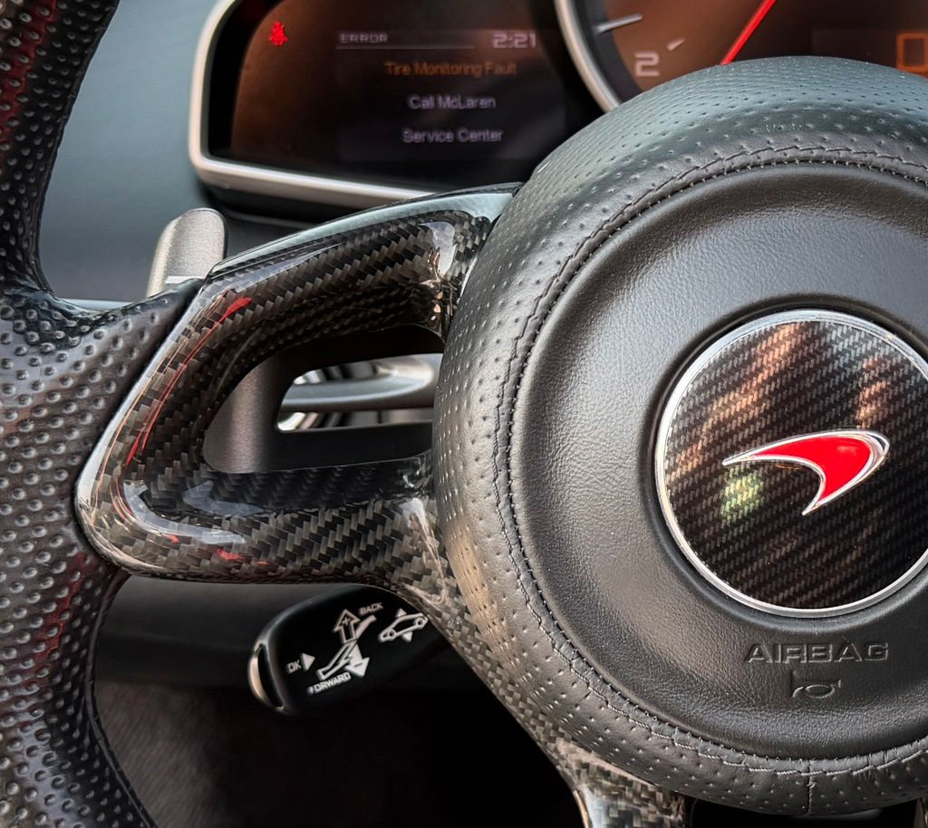 Used 2015 McLaren 650S Spider RWD image 37