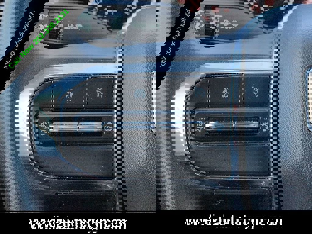 Used 2024 GMC Canyon Elevation image 22