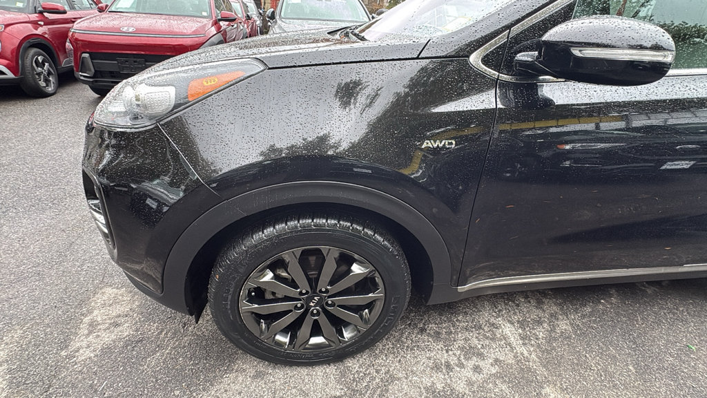 Used 2019 Kia Sportage EX w/ EX Sport Appearance Package AWD/4WD image 9