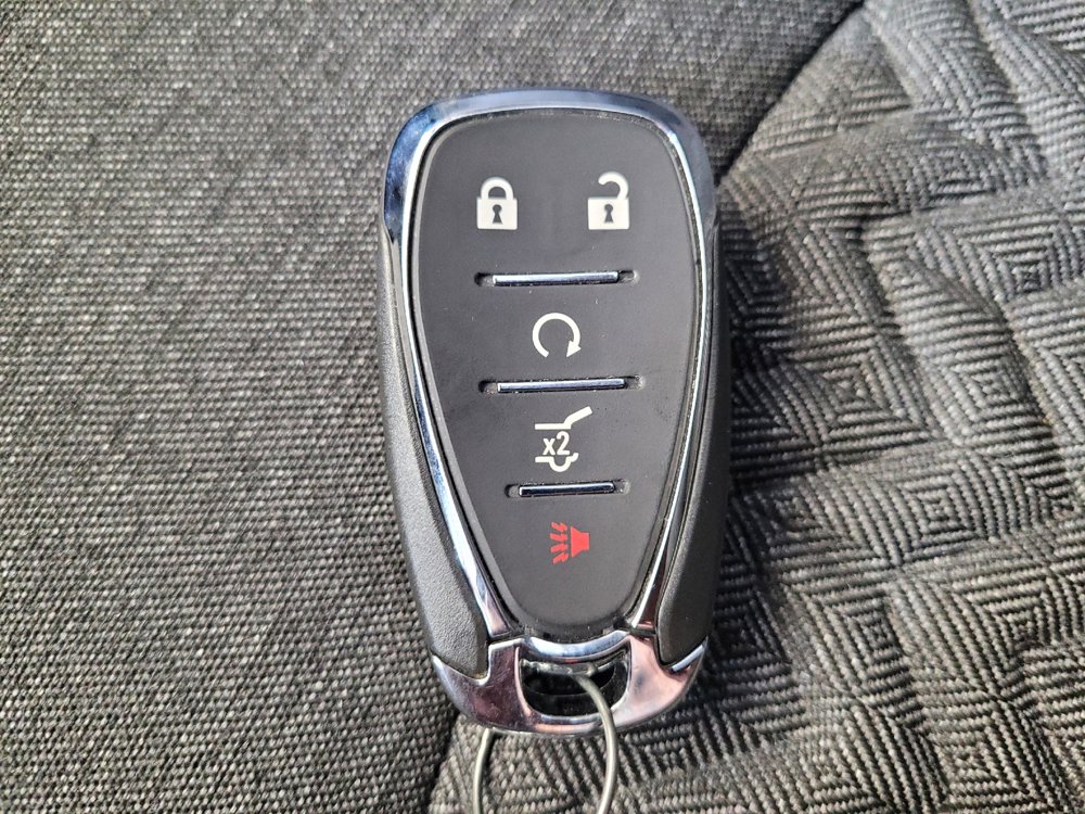 Used 2024 Chevrolet Equinox LT w/ LPO, Floor Liner Package FWD image 32