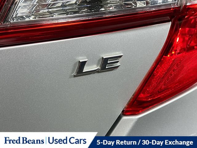 Used 2012 Toyota Camry LE FWD image 33