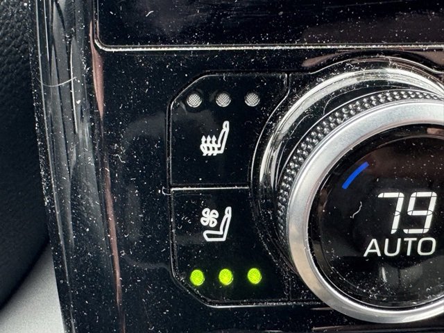 Used 2023 Toyota Highlander Limited image 30