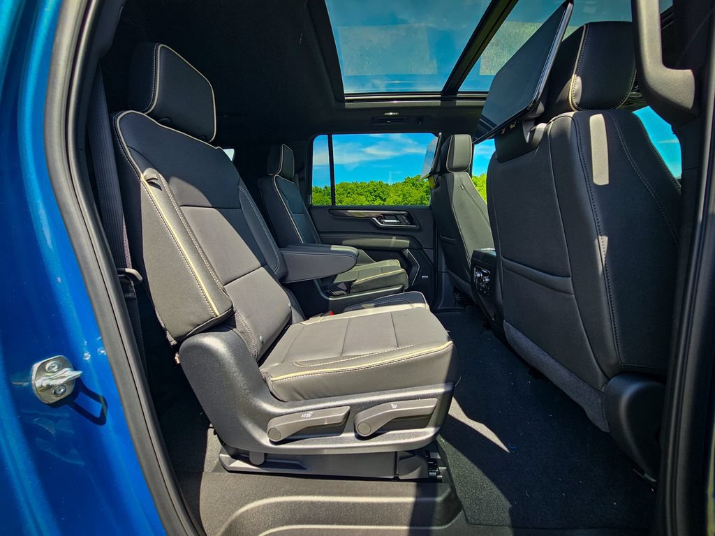 New 2026 GMC Yukon XL Elevation w/ Elevation Premium Package AWD/4WD image 42