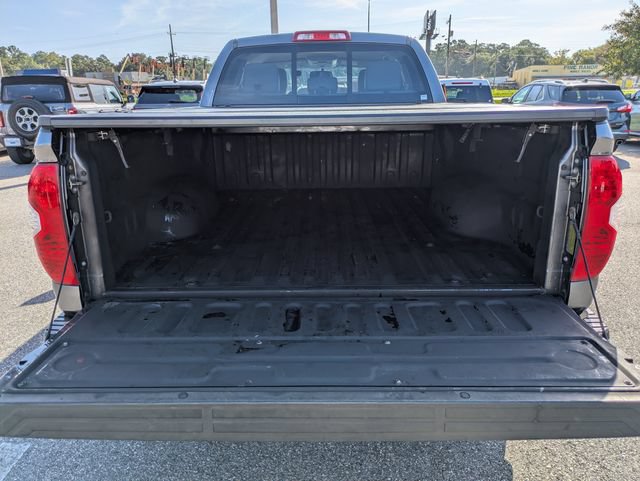 Used 2016 Toyota Tundra SR5 w/ SR5 Upgrade Package RWD image 13