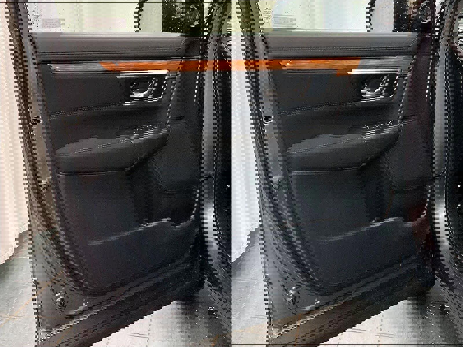 Used 2019 Honda CR-V EX image 8