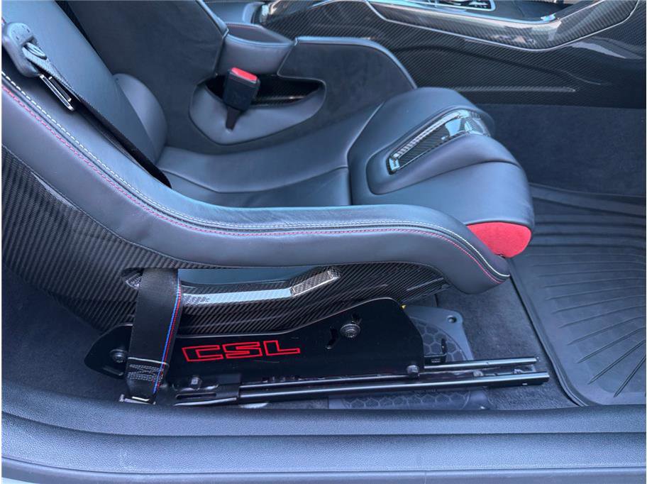 Used 2023 BMW M4 CSL image 31