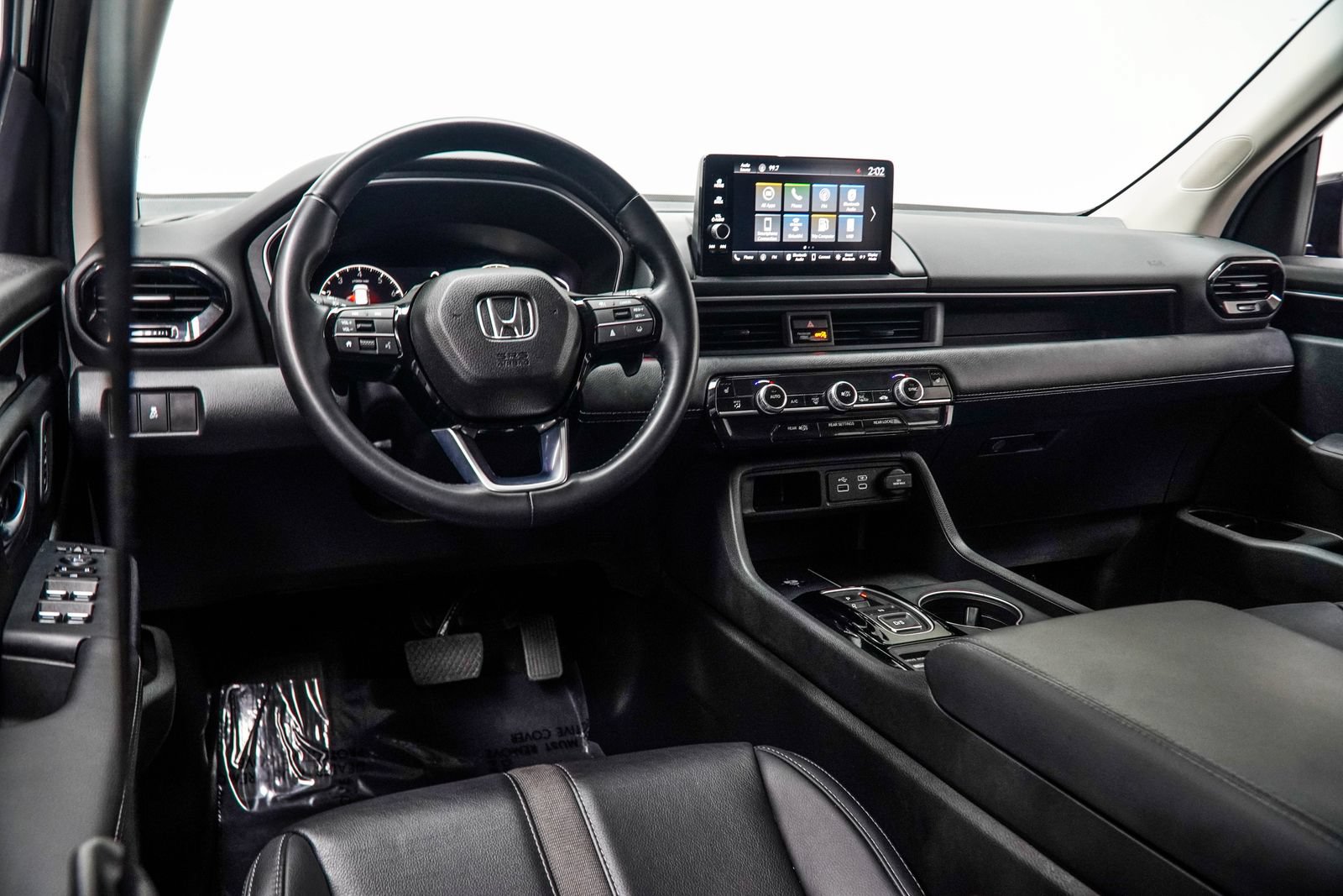 Used 2025 Honda Pilot EX-L image 16