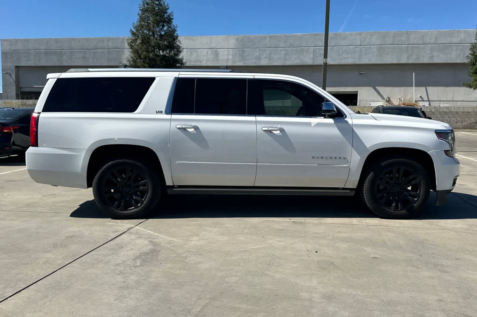 Used 2015 Chevrolet Suburban LTZ AWD/4WD image 9