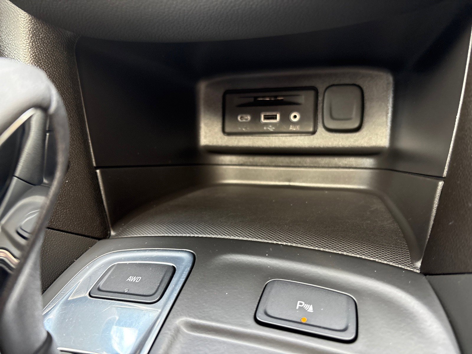 Used 2023 Chevrolet Equinox LT image 19