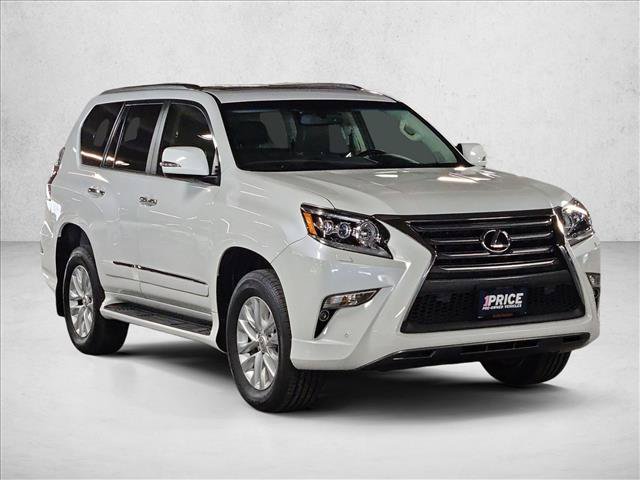 Used 2017 Lexus GX 460 AWD/4WD image 3