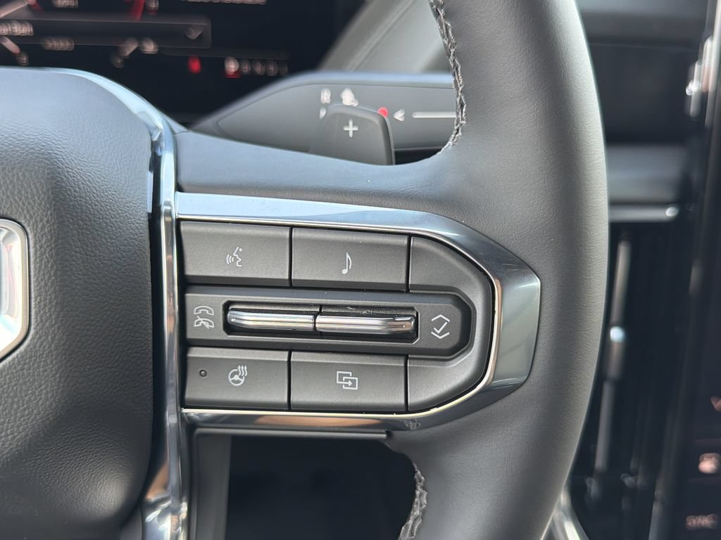New 2026 GMC Yukon Denali w/ LPO, Floor Liner Package RWD image 9