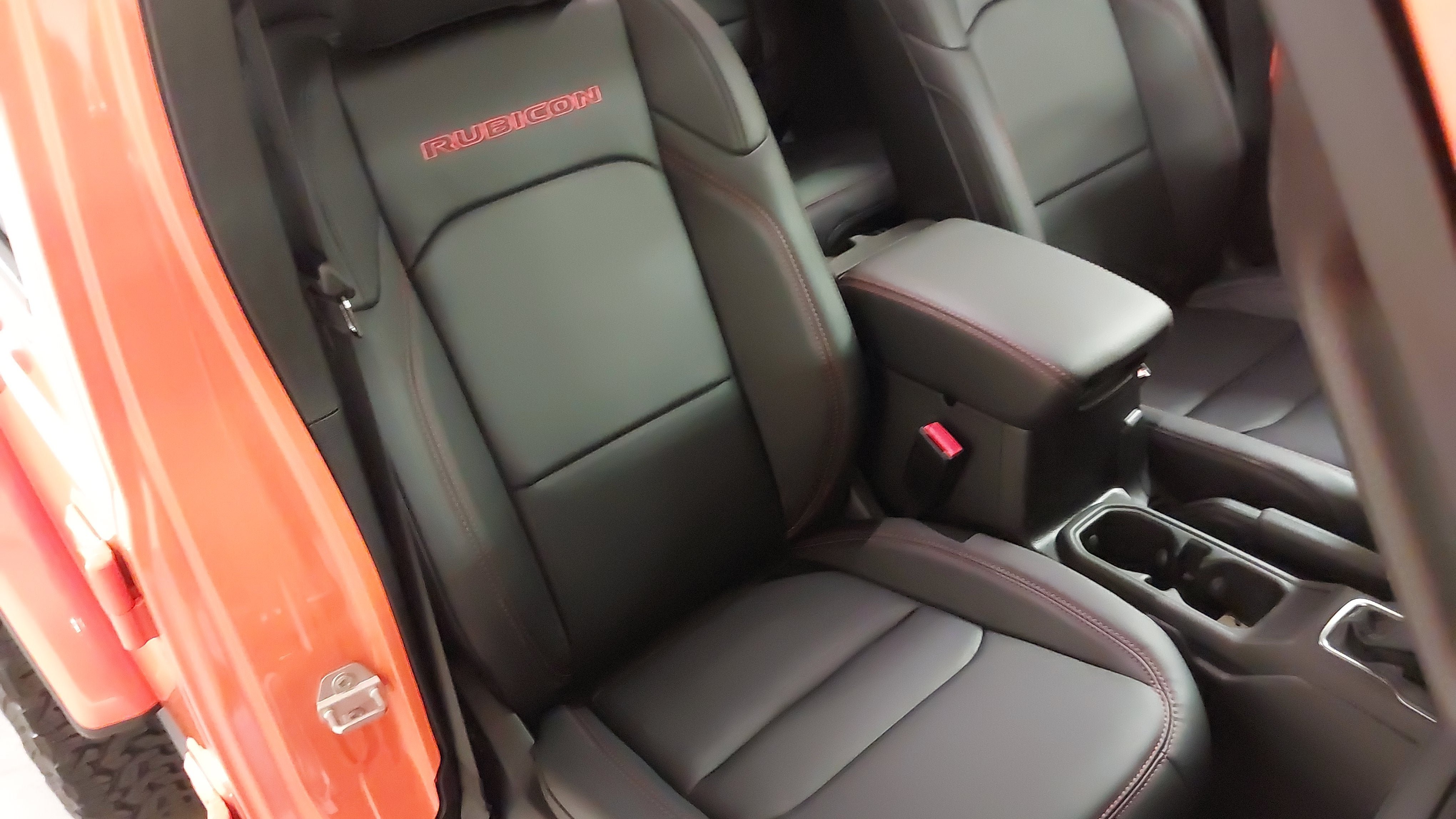 New 2026 Jeep Wrangler Unlimited Rubicon AWD/4WD image 27
