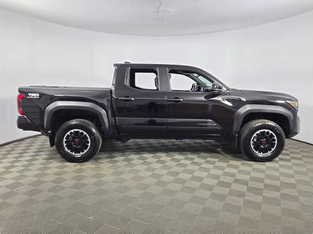 Used 2024 Toyota Tacoma TRD Off-Road AWD/4WD image 11