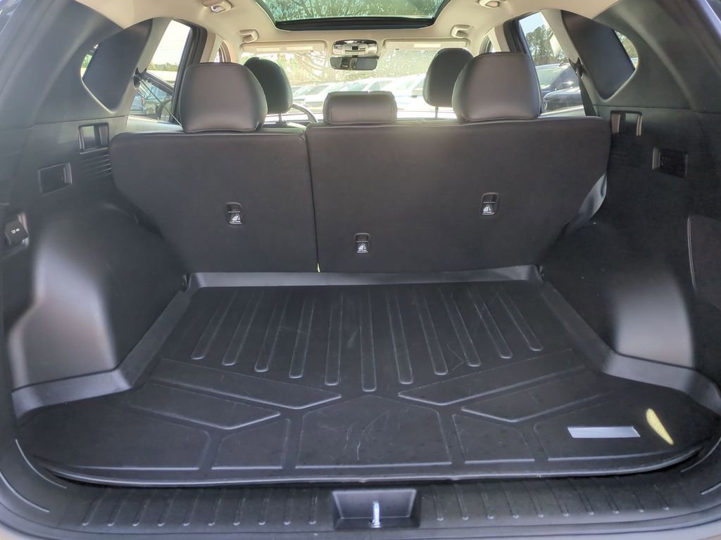 Used 2022 Hyundai Tucson Limited w/ Cargo Package image 28