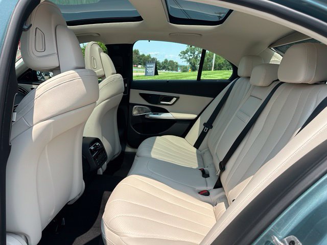New 2027 Mercedes-Benz E 350 4MATIC Sedan image 21