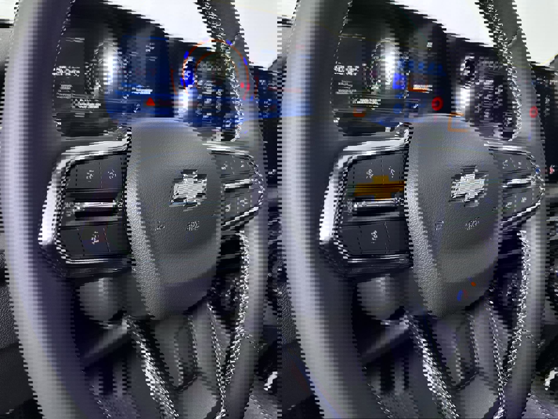 New 2026 Chevrolet Traverse LT w/ Sun and Wheel Package image 47