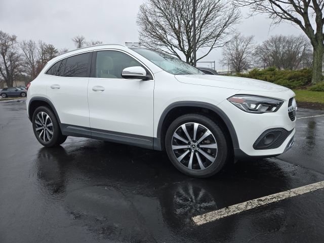 Certified 2021 Mercedes-Benz GLA 250 4MATIC image 1