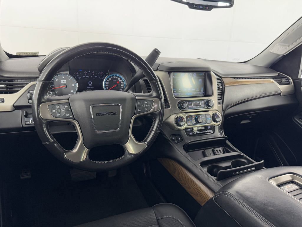 Used 2020 GMC Yukon XL Denali image 18