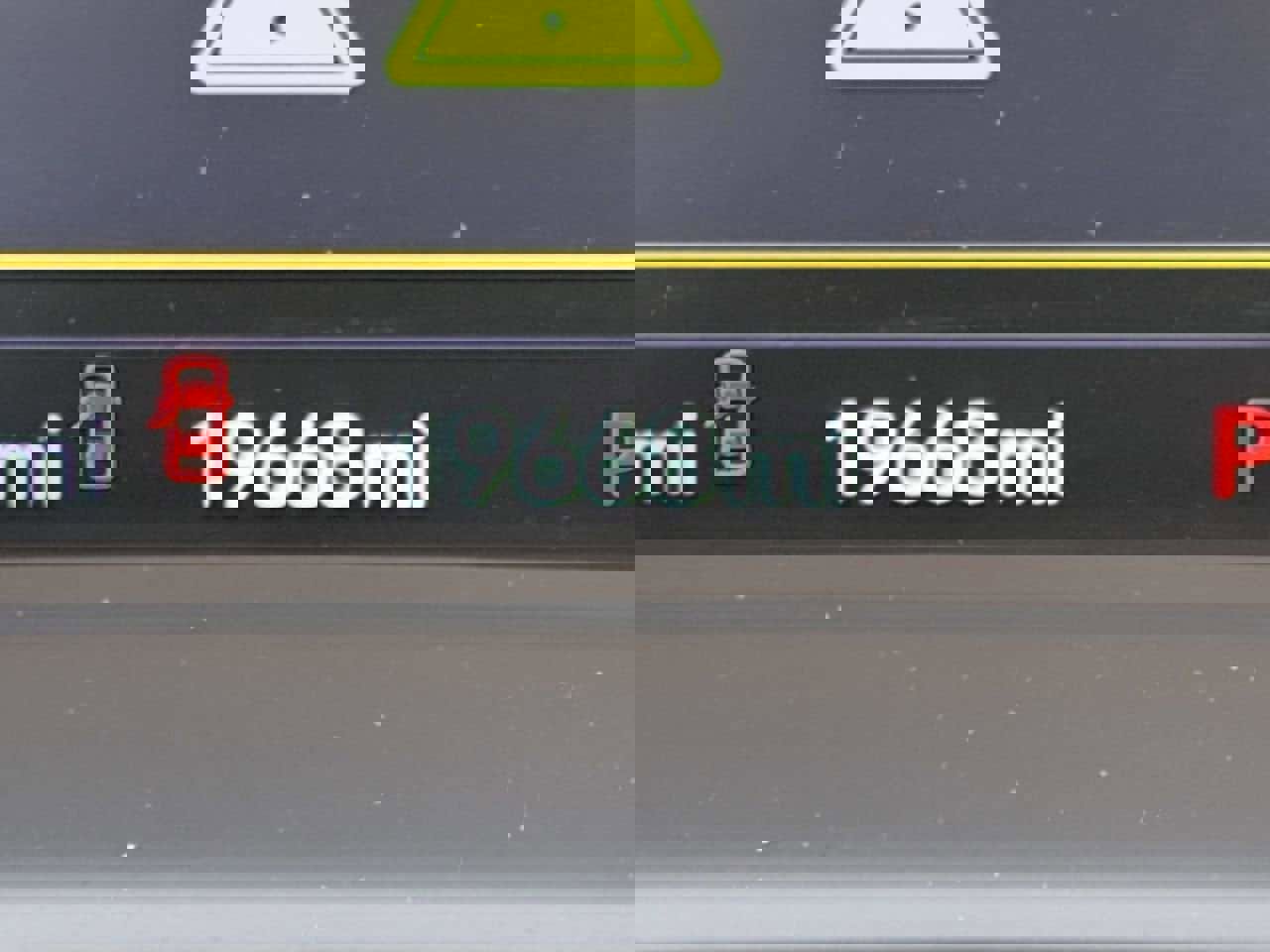 Used 2023 Buick Envision Avenir FWD image 25