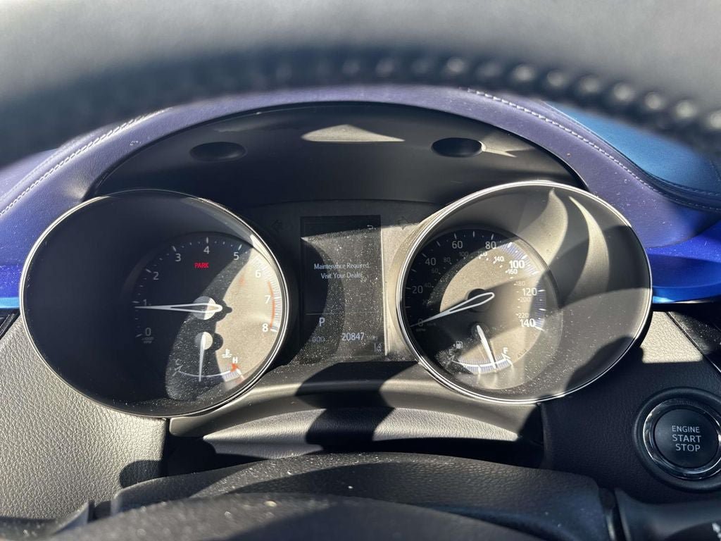 Used 2021 Toyota C-HR XLE FWD image 24