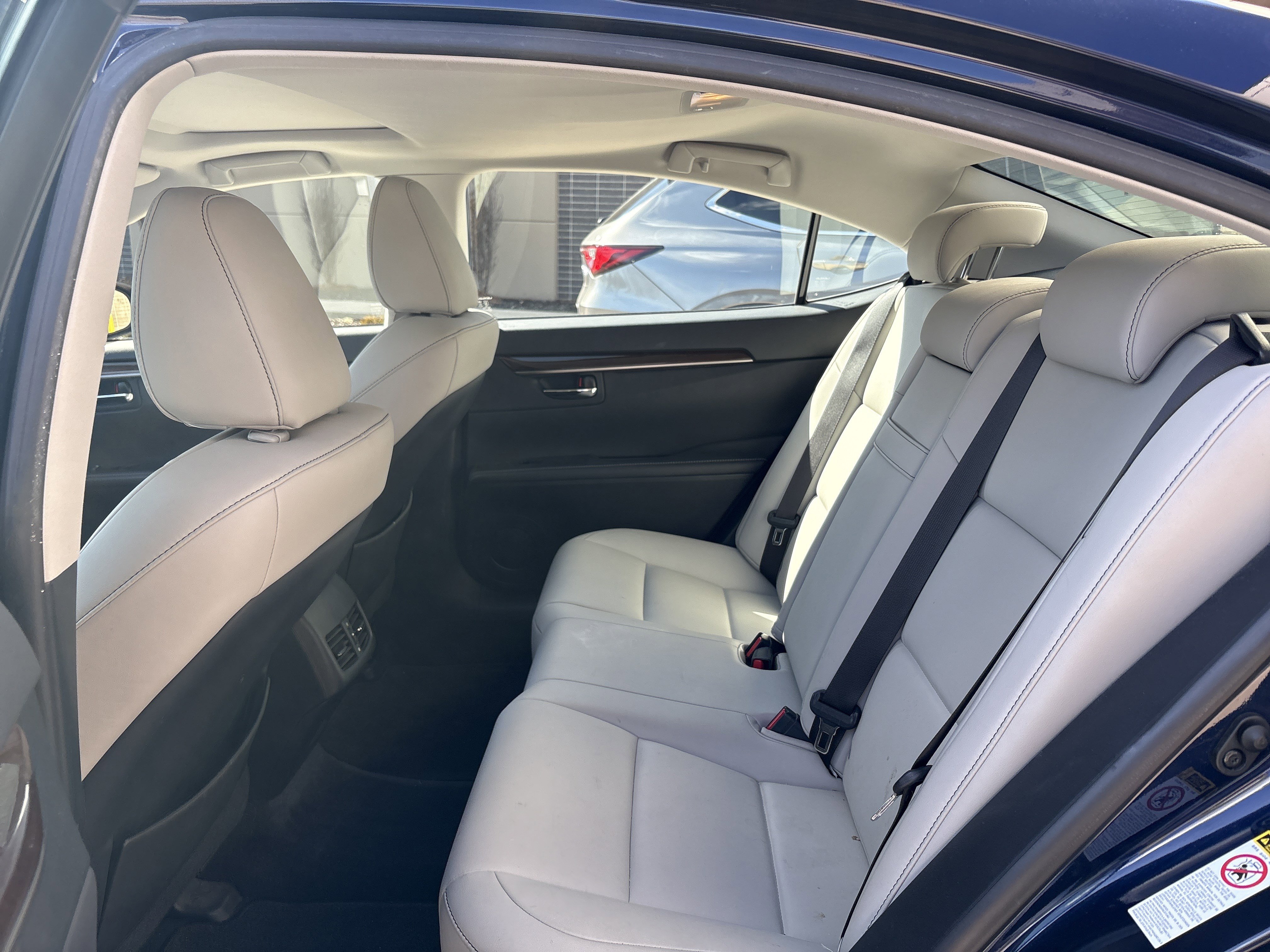 Used 2013 Lexus ES 350 w/ Premium Pkg image 29