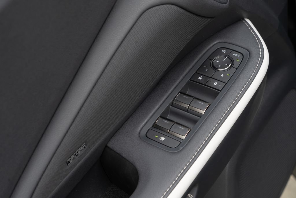 New 2026 Lexus TX 500h AWD image 31