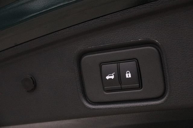Certified 2025 Nissan Pathfinder SL AWD/4WD image 8