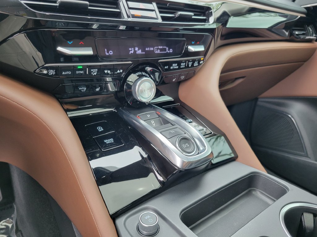 Used 2025 Acura MDX w/ Technology Package FWD image 34