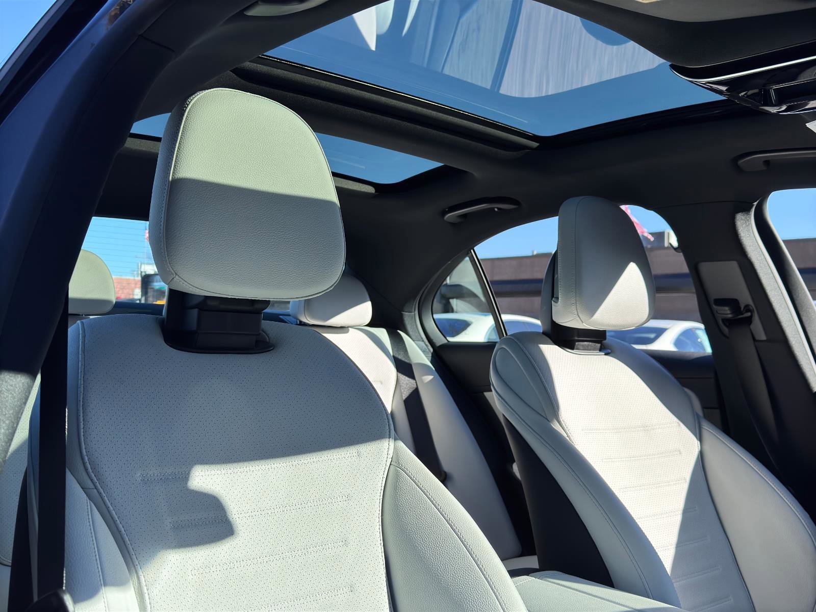 Used 2024 Mercedes-Benz C 300 4MATIC Sedan w/ Pinnacle Trim Package image 29