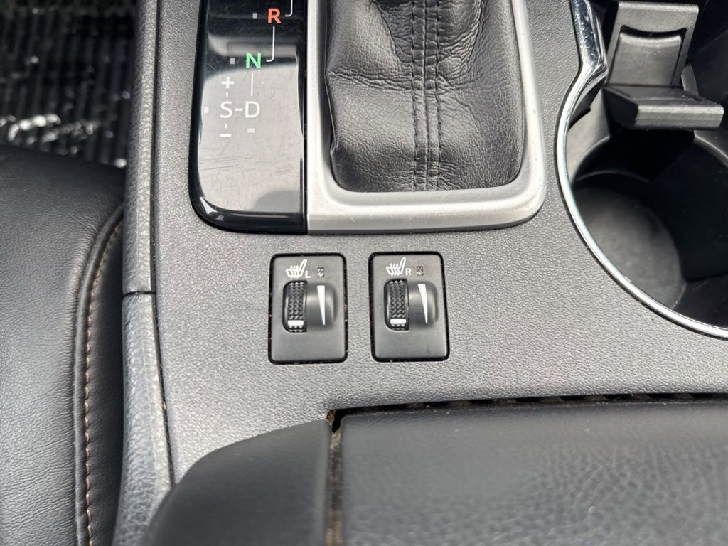 Used 2018 Toyota Highlander XLE image 35