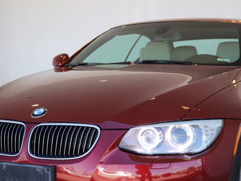 Used 2011 BMW 328i Convertible image 11
