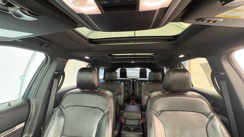 Used 2019 Ford Explorer Sport w/ Equipment Group 401A AWD/4WD image 38