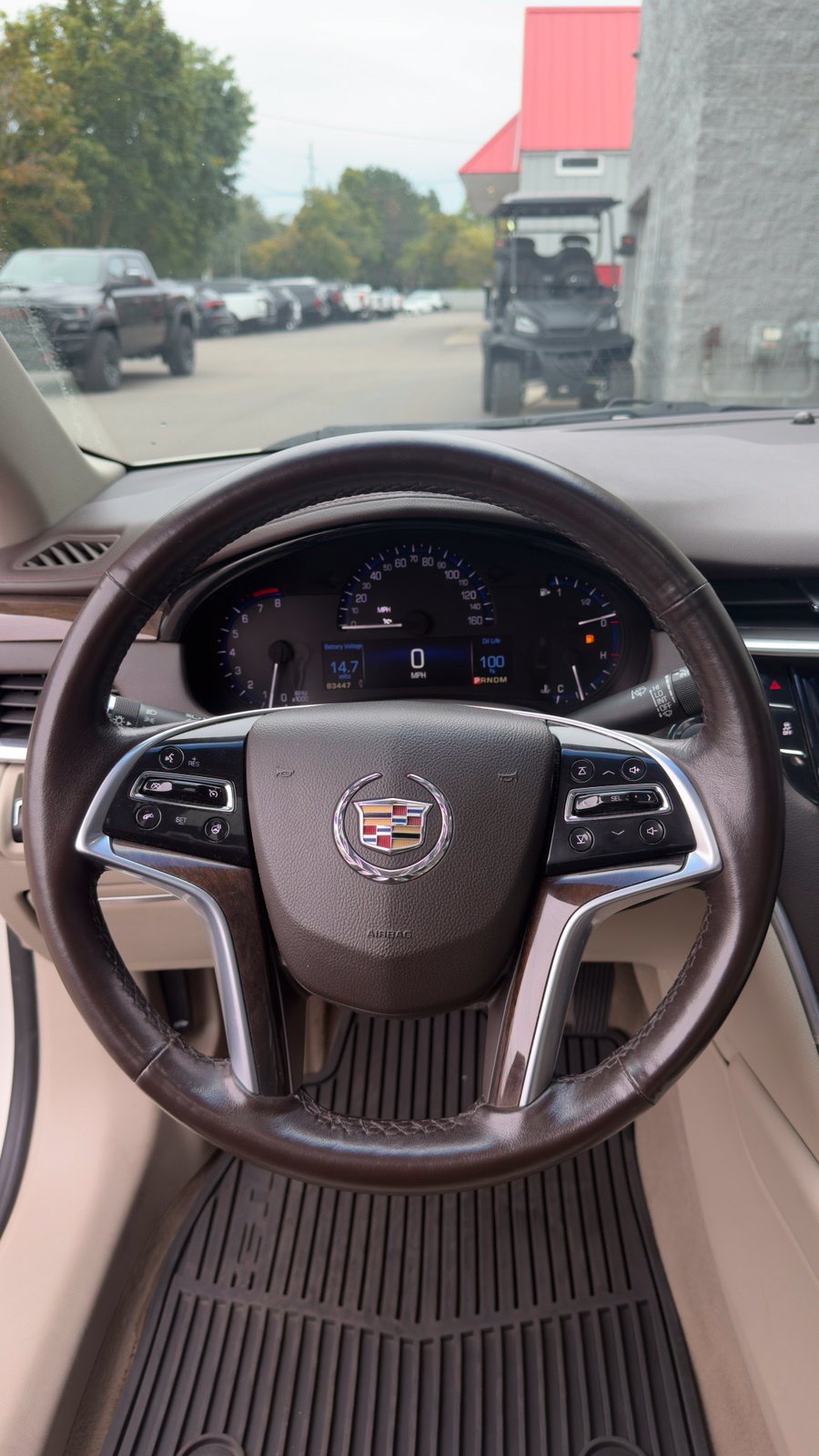 Used 2015 Cadillac XTS Luxury FWD image 12