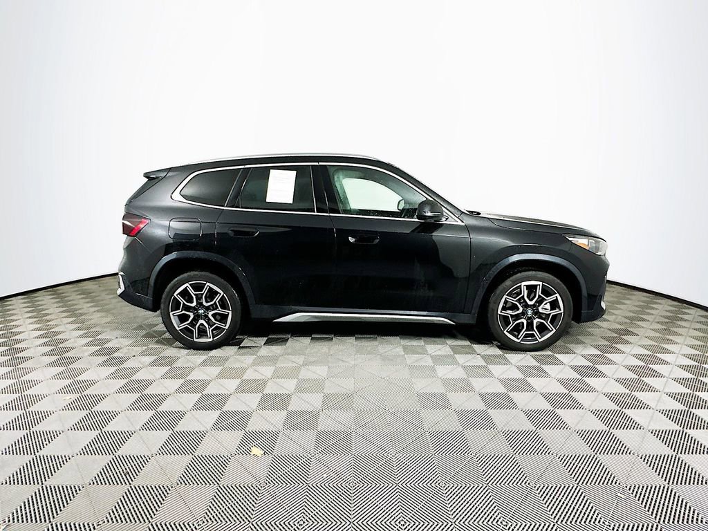 Used 2025 BMW X1 xDrive28i image 10